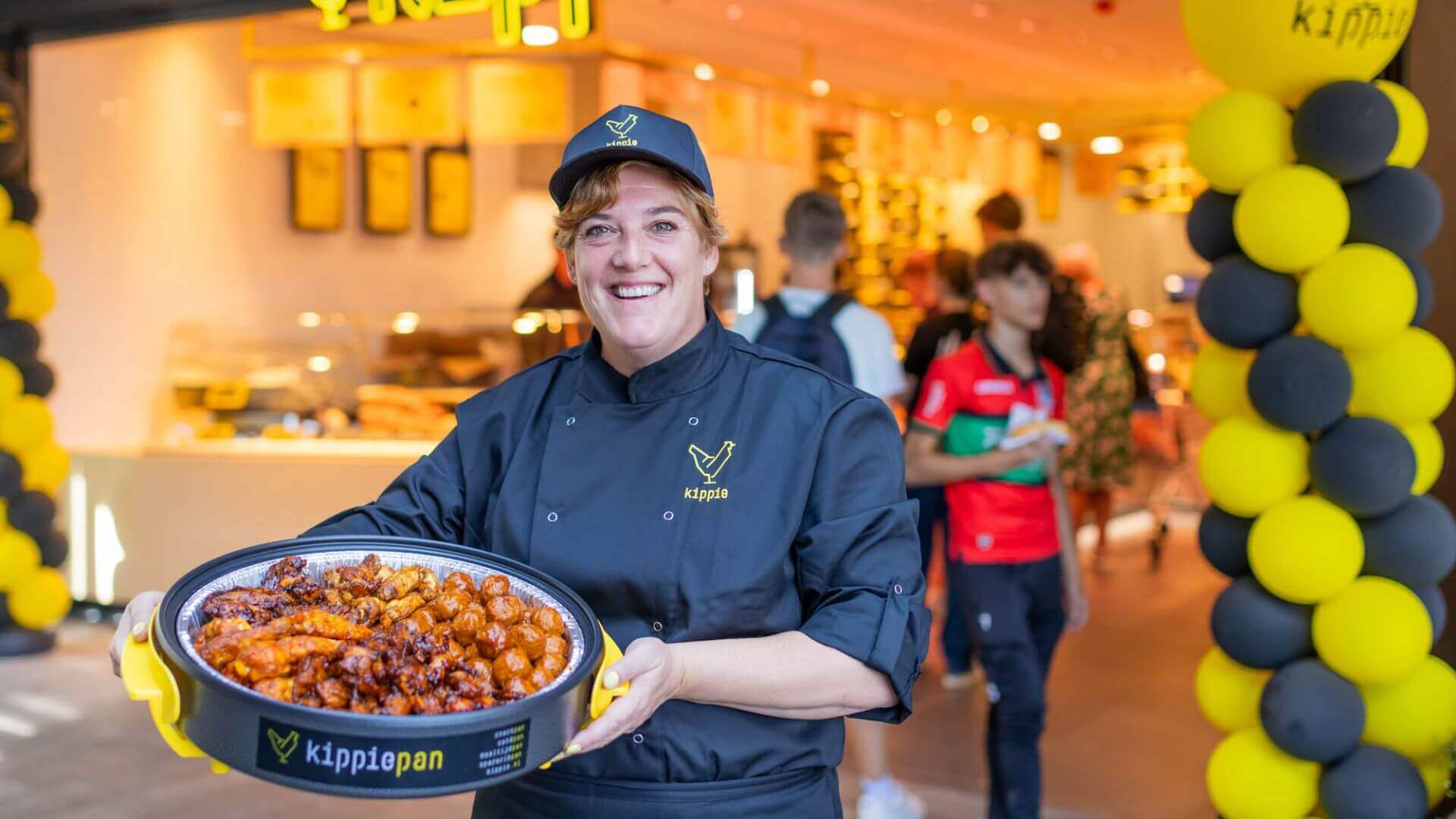 mayke-maters-kippie-wijchen-opening